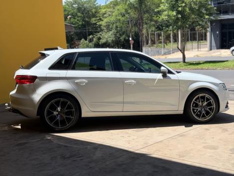 AUDI A3 1.4 16V 4P TFSI SPORTBACK AMBIENTE S-TRONIC AUTOMTICO, Foto 9