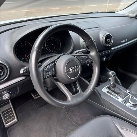 AUDI A3 1.4 16V 4P TFSI ATTRACTION S-TRONIC AUTOM�TICO, Foto 8