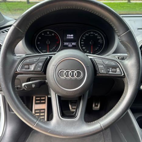 AUDI A3 1.4 16V 4P TFSI ATTRACTION S-TRONIC AUTOM�TICO, Foto 9
