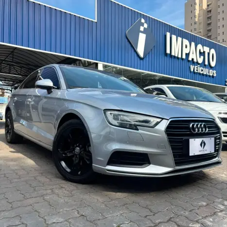 AUDI A3 1.4 16V 4P TFSI ATTRACTION S-TRONIC AUTOM�TICO, Foto 3