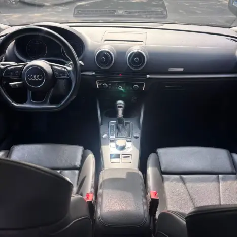 AUDI A3 1.4 16V 4P TFSI ATTRACTION S-TRONIC AUTOM�TICO, Foto 8