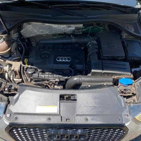 AUDI Q3 2.0 4P TFSI AMBIENTE QUATTRO S-TRONIC AUTOMTICO, Foto 5