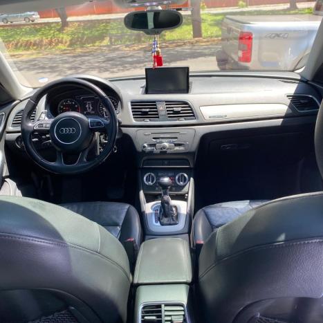 AUDI Q3 2.0 4P TFSI AMBIENTE QUATTRO S-TRONIC AUTOMTICO, Foto 9