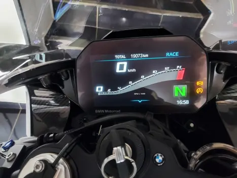 BMW S 1000 RR M CARBON, Foto 12
