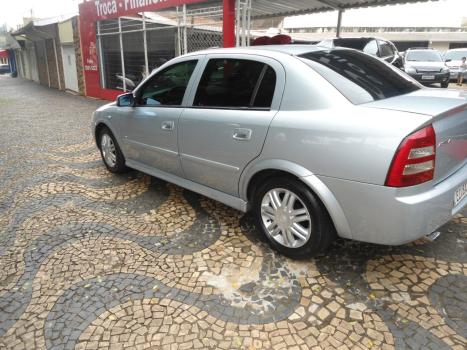 CHEVROLET Astra Sedan 2.0 4P FLEX ELEGANCE AUTOM�TICO, Foto 4