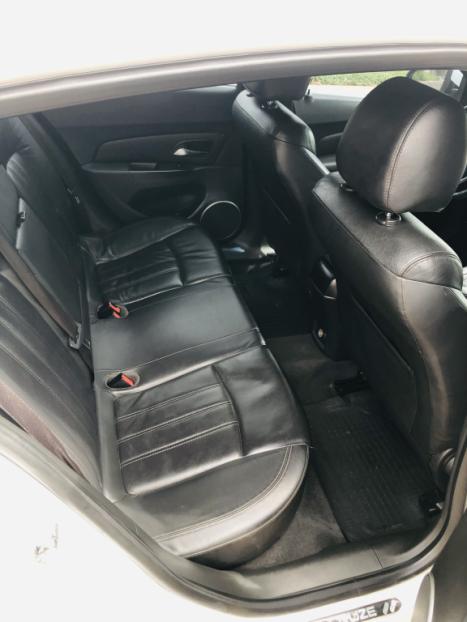 CHEVROLET Cruze Hatch 1.8 16V 4P LT SPORT6 FLEX AUTOM�TICO, Foto 4