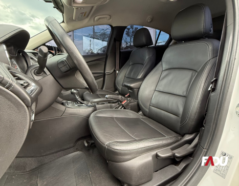 CHEVROLET Cruze Hatch 1.4 16V 4P LT SPORT6 TURBO FLEX AUTOM�TICO, Foto 4
