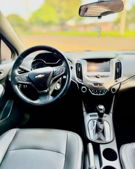 CHEVROLET Cruze Sedan 1.4 16V 4P LT FLEX TURBO AUTOM�TICO, Foto 10