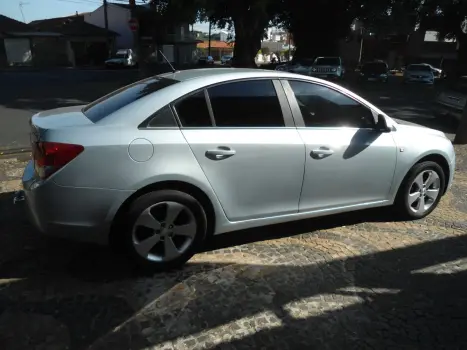 CHEVROLET Cruze Sedan 1.8 16V 4P LT ECOTEC FLEX AUTOM�TICO, Foto 3