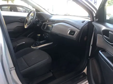 CHEVROLET Onix Hatch 1.4 4P FLEX LT, Foto 4 CHEVROLET Onix Hatch 1.4 4P FLEX LT, Foto 4