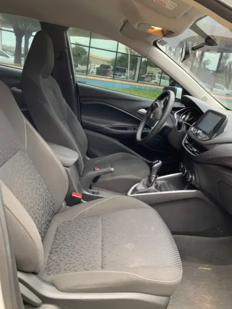 CHEVROLET Onix Hatch 1.0 4P FLEX LT, Foto 8 CHEVROLET Onix Hatch 1.0 4P FLEX LT, Foto 8