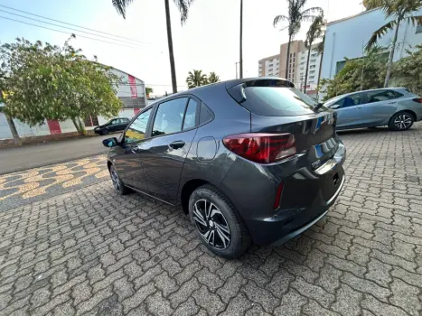 CHEVROLET Onix Hatch 1.0 12V 4P FLEX TURBO AUTOMÁTICO, Foto 3 CHEVROLET Onix Hatch 1.0 12V 4P FLEX TURBO AUTOMÁTICO, Foto 3