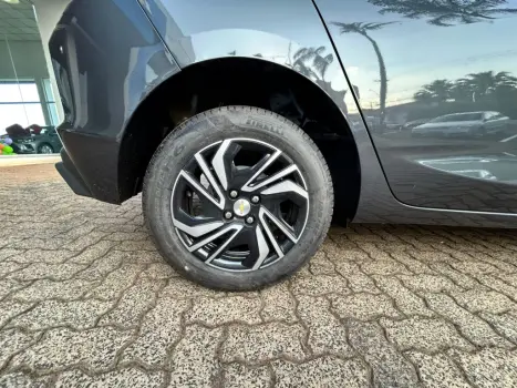 CHEVROLET Onix Hatch 1.0 12V 4P FLEX TURBO AUTOMÁTICO, Foto 6 CHEVROLET Onix Hatch 1.0 12V 4P FLEX TURBO AUTOMÁTICO, Foto 6