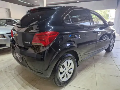 CHEVROLET Onix Hatch 1.0 4P FLEX LT, Foto 5
