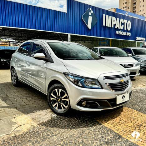 CHEVROLET Onix Hatch 1.4 4P FLEX LTZ, Foto 1 CHEVROLET Onix Hatch 1.4 4P FLEX LTZ, Foto 1