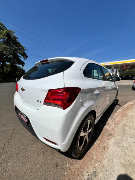 CHEVROLET Onix Hatch 1.4 4P FLEX LTZ AUTOMTICO, Foto 5