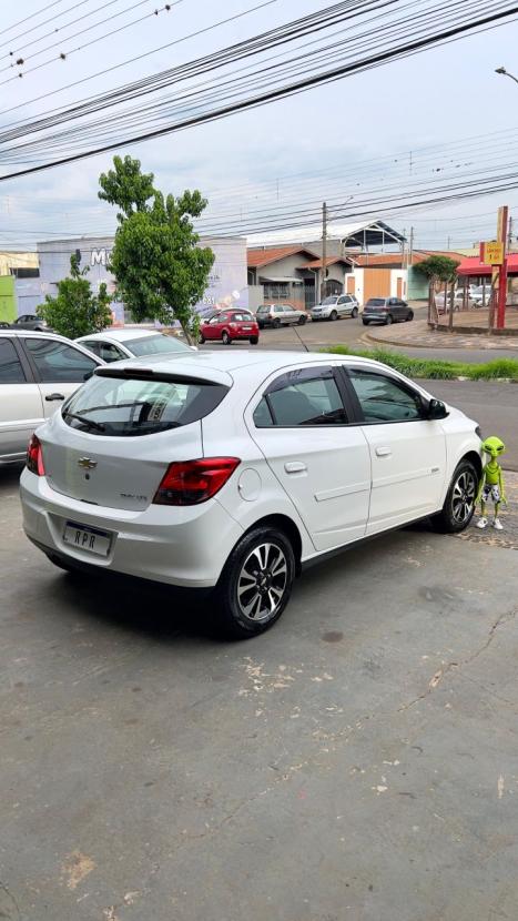 CHEVROLET Onix Hatch 1.4 4P FLEX LTZ, Foto 6