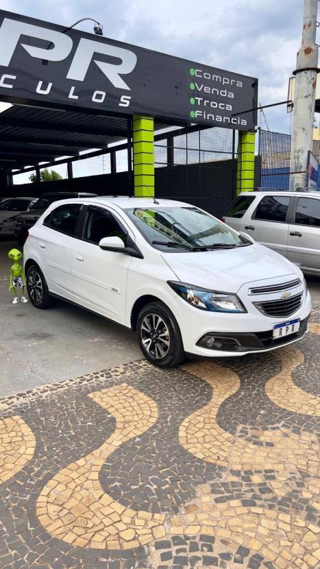 CHEVROLET Onix Hatch 1.4 4P FLEX LTZ, Foto 7
