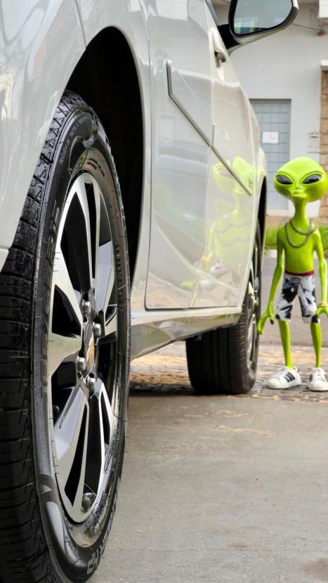 CHEVROLET Onix Hatch 1.4 4P FLEX LTZ, Foto 13