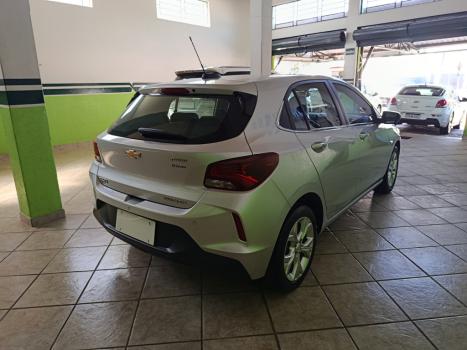 CHEVROLET Onix Hatch 1.0 12V 4P FLEX PREMIER TURBO AUTOM�TICO, Foto 5