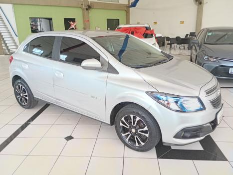 CHEVROLET Onix Hatch 1.4 4P FLEX LT, Foto 2