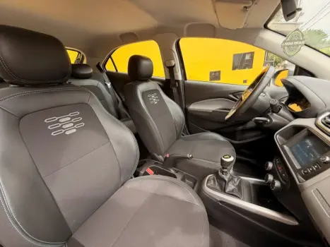 CHEVROLET Onix Hatch 1.4 4P FLEX LT, Foto 9