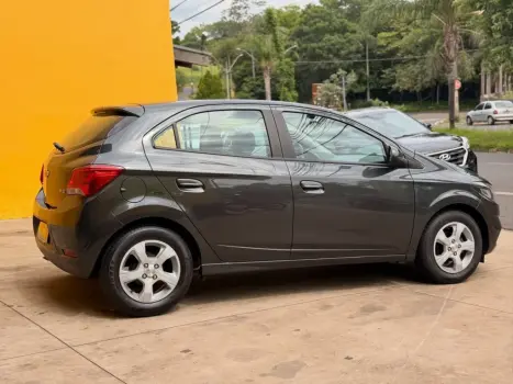 CHEVROLET Onix Hatch 1.4 4P FLEX LT, Foto 11