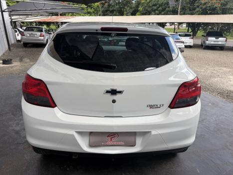 CHEVROLET Onix Hatch 1.4 4P FLEX LT, Foto 6