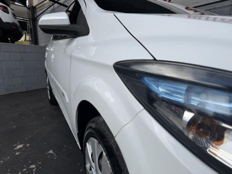 CHEVROLET Onix Hatch 1.4 4P FLEX LT, Foto 8