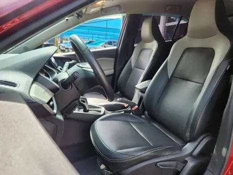 CHEVROLET Onix Hatch 1.0 12V 4P FLEX PREMIER TURBO AUTOM�TICO, Foto 9