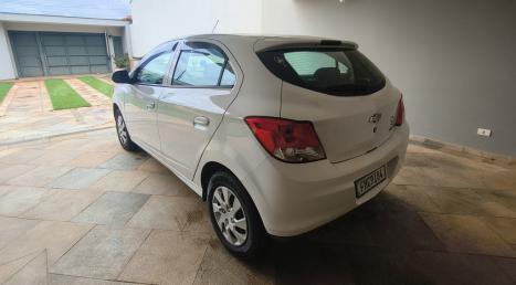 CHEVROLET Onix Hatch 1.0 4P FLEX LT, Foto 3