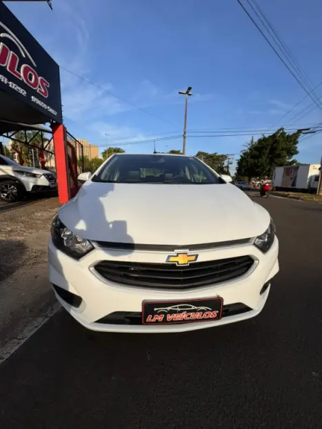 CHEVROLET Onix Hatch 1.0 4P FLEX LT, Foto 3