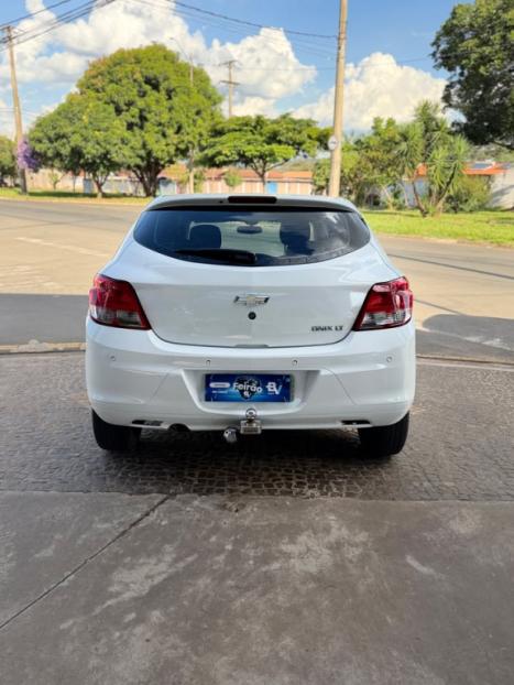 CHEVROLET Onix Hatch 1.0 12V 4P FLEX LT, Foto 3