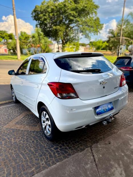 CHEVROLET Onix Hatch 1.0 12V 4P FLEX LT, Foto 4