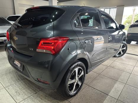 CHEVROLET Onix Hatch 1.4 4P FLEX LTZ AUTOM�TICO, Foto 14