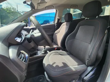 CHEVROLET Onix Hatch 1.4 4P FLEX LT, Foto 9