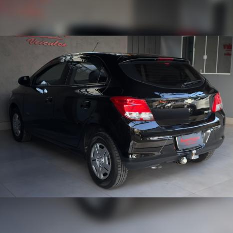 CHEVROLET Onix Hatch 1.0 4P FLEX LT, Foto 5