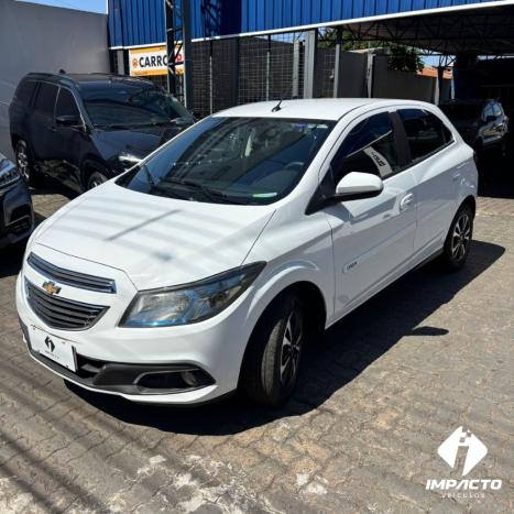 CHEVROLET Onix Hatch 1.4 4P FLEX LTZ, Foto 4