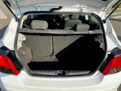 CHEVROLET Onix Hatch 1.4 4P FLEX LTZ, Foto 10