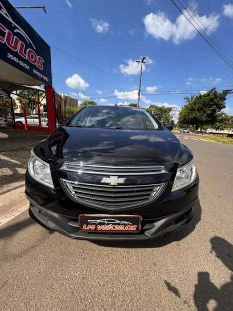 CHEVROLET Onix Hatch 1.0 4P FLEX LT, Foto 3