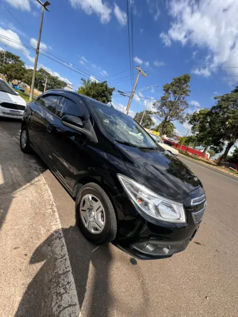 CHEVROLET Onix Hatch 1.0 4P FLEX LT, Foto 4