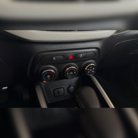 CHEVROLET Onix Hatch 1.0 12V 4P FLEX PREMIER TURBO AUTOM�TICO, Foto 14