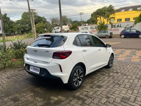 CHEVROLET Onix Hatch 1.0 12V 4P FLEX PREMIER 2 TURBO AUTOM�TICO, Foto 4