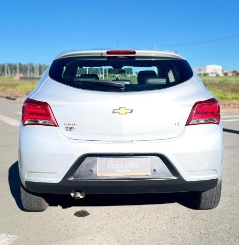 CHEVROLET Onix Hatch 1.0 4P FLEX LT, Foto 3