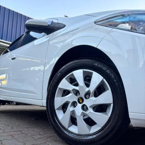 CHEVROLET Onix Hatch 1.4 4P FLEX LT, Foto 5