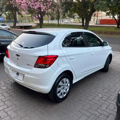 CHEVROLET Onix Hatch 1.4 4P FLEX LT, Foto 15