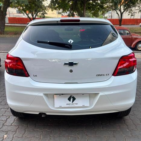 CHEVROLET Onix Hatch 1.4 4P FLEX LT, Foto 17