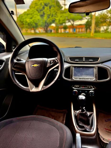 CHEVROLET Onix Hatch 1.4 4P FLEX LT, Foto 5