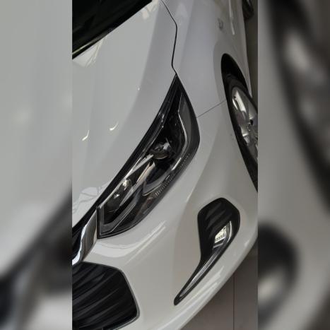 CHEVROLET Onix Hatch 1.0 12V 4P FLEX PREMIER 2 TURBO AUTOM�TICO, Foto 4