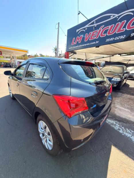 CHEVROLET Onix Hatch 1.4 4P FLEX LT, Foto 7